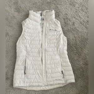 Columbia vest